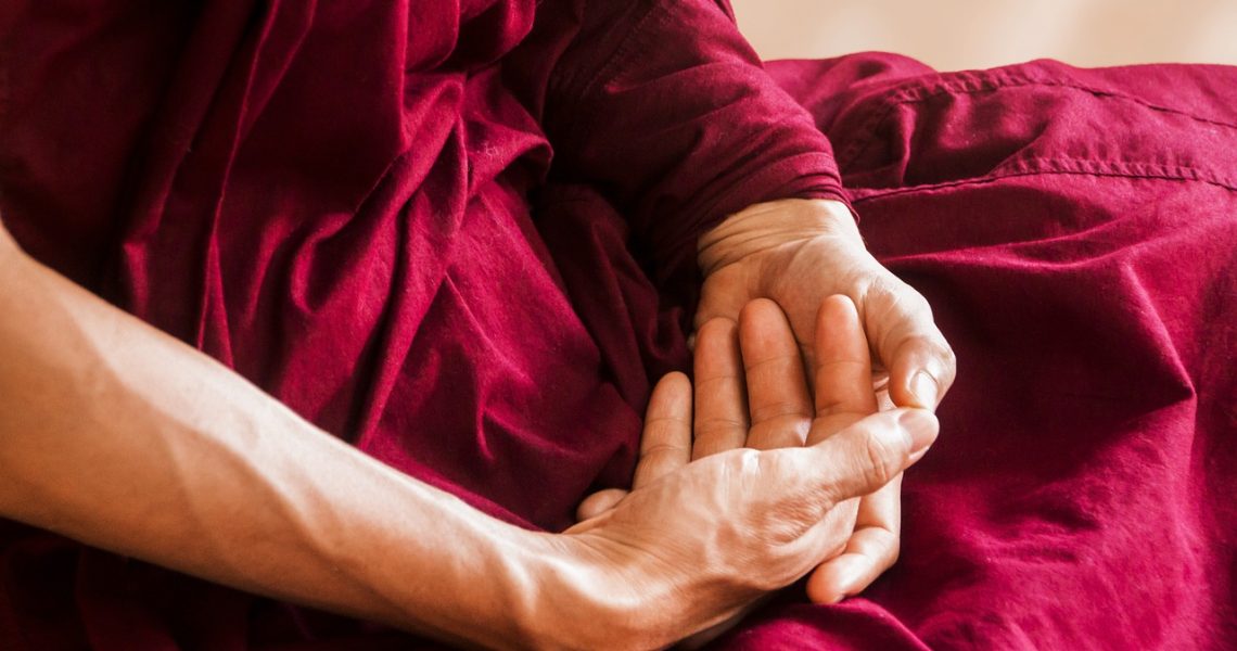 Mudra: Movimenti Terapeutici delle Mani